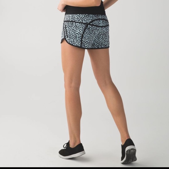 lululemon athletica Pants - Lululemon Tracker Short III Ace Spot Lullaby  8